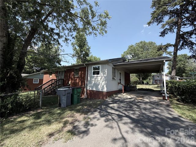 1201 Clanton Road, Charlotte, NC 28217