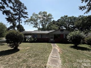 1201 Clanton Road, Charlotte, NC 28217