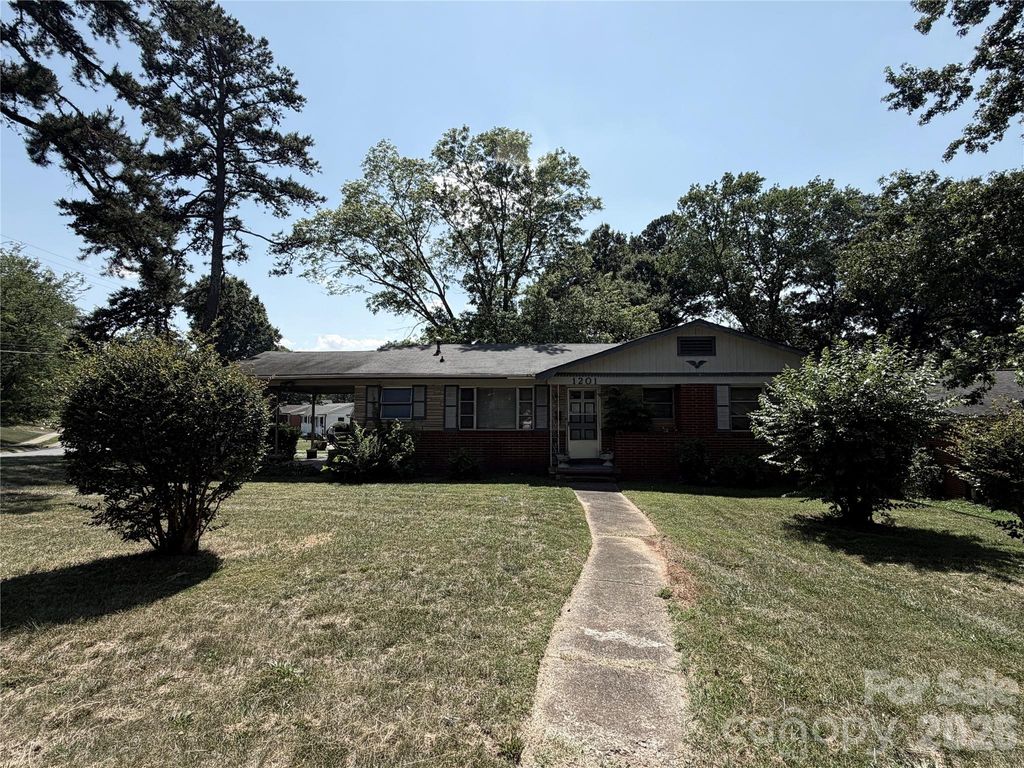 1201 Clanton Road, Charlotte, NC 28217