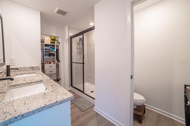 1375 AHOY AVENUE, Tampa, FL 33619