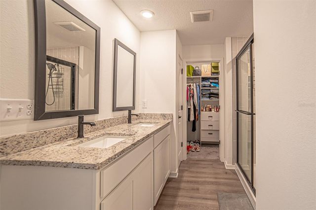 1375 AHOY AVENUE, Tampa, FL 33619