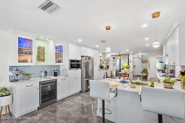 700 Wavecrest Avenue 301, Indialantic, FL 32903