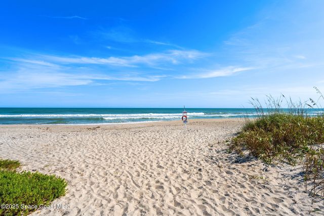 700 Wavecrest Avenue 301, Indialantic, FL 32903