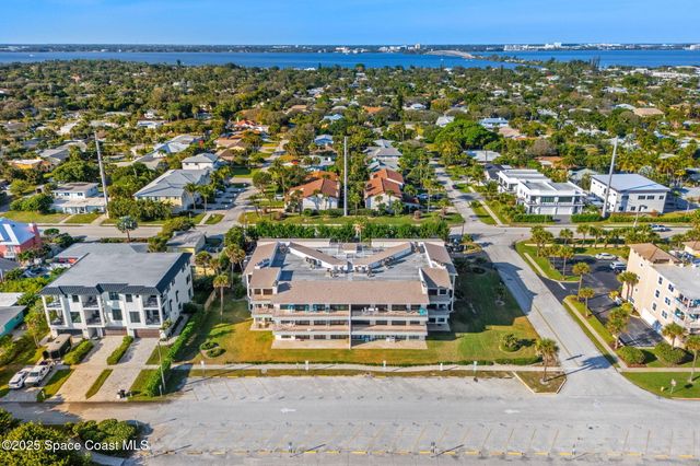 700 Wavecrest Avenue 301, Indialantic, FL 32903