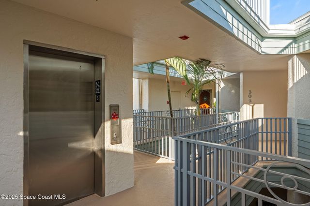 700 Wavecrest Avenue 301, Indialantic, FL 32903