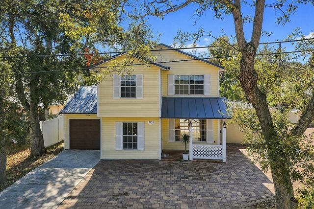 7322 54TH AVENUE N, St Petersburg, FL 33709