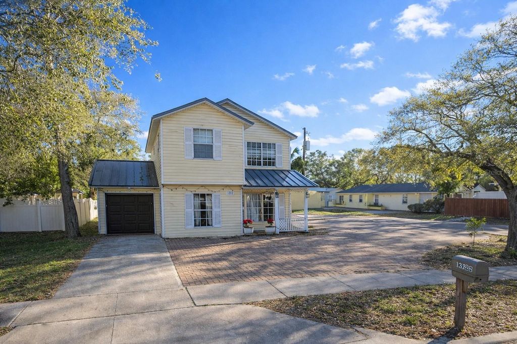 7322 54TH AVENUE N, St Petersburg, FL 33709