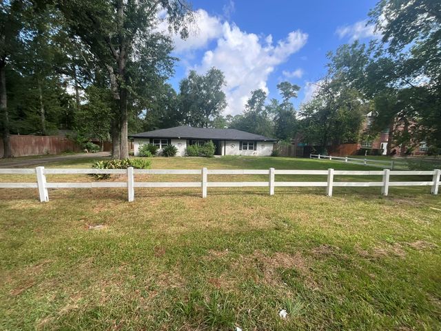 2314 Creekleaf Road, Houston, TX 77068