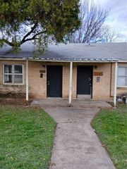 3923 Dismount Street 3923, Dallas, TX 75211