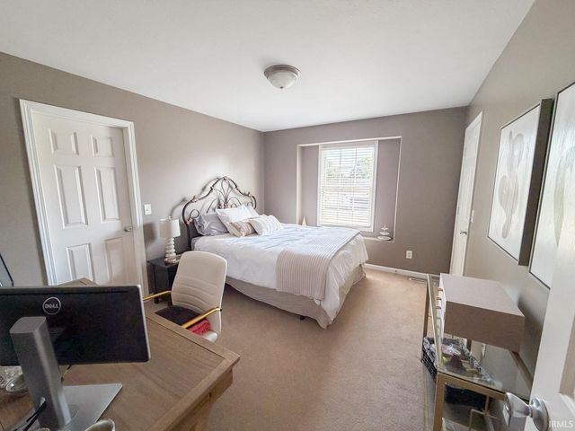 10081 Billet Court, Granger, IN 46530