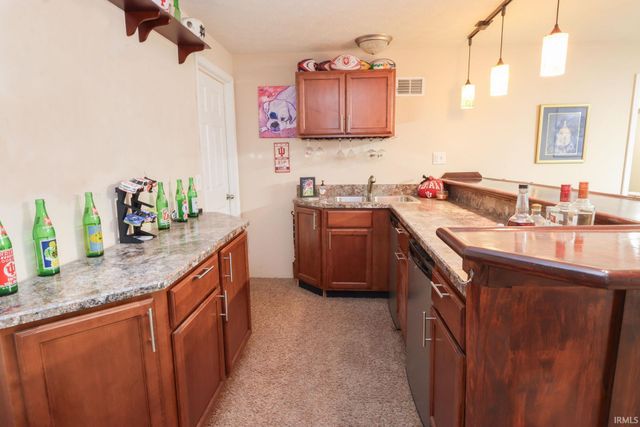 10081 Billet Court, Granger, IN 46530