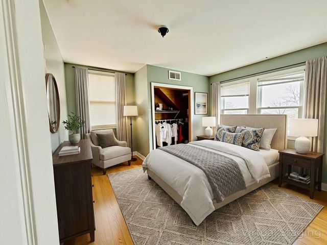 5542 S Nottingham Avenue, Chicago, IL 60638