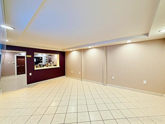 5542 S Nottingham Avenue, Chicago, IL 60638