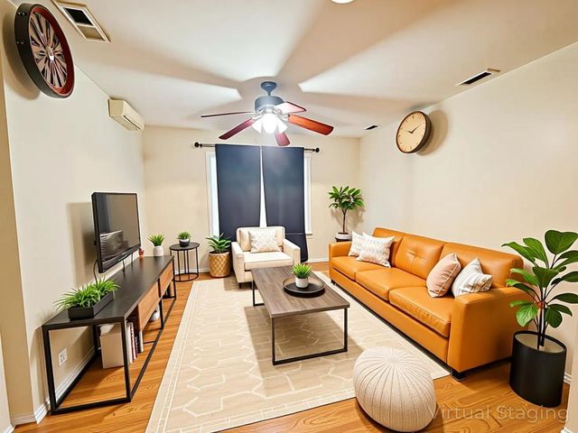 5542 S Nottingham Avenue, Chicago, IL 60638