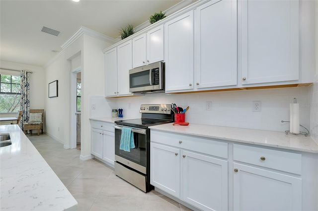 10063 CROOKED CREEK DRIVE 202, Venice, FL 34293