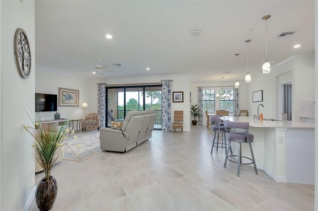 10063 CROOKED CREEK DRIVE 202, Venice, FL 34293