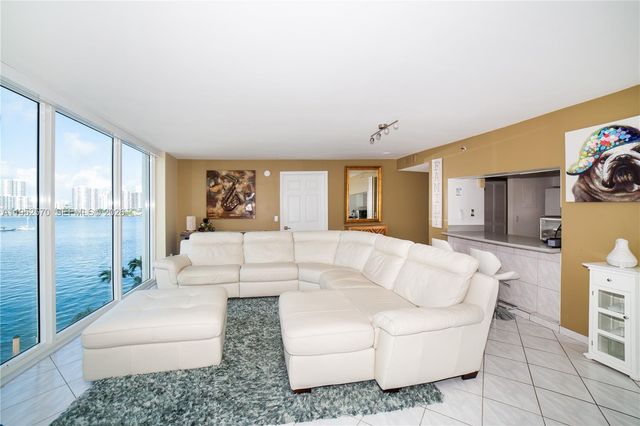 18000 N Bay Rd 404, Sunny Isles Beach, FL 33160