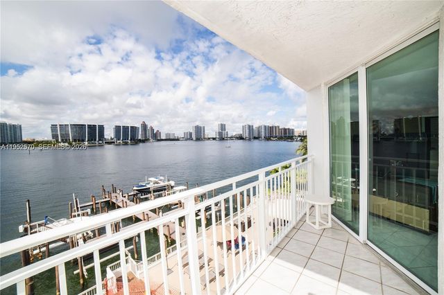 18000 N Bay Rd 404, Sunny Isles Beach, FL 33160