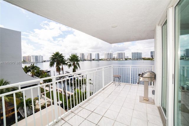 18000 N Bay Rd 404, Sunny Isles Beach, FL 33160
