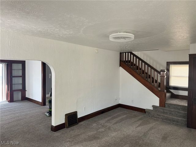 434 Hillwood Drive, Akron, OH 44320