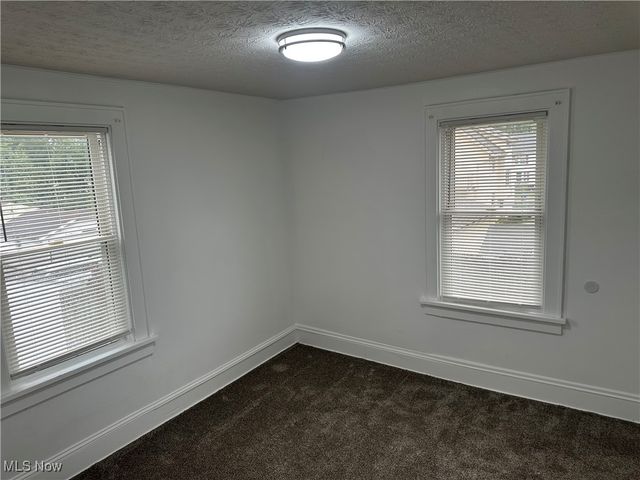 434 Hillwood Drive, Akron, OH 44320