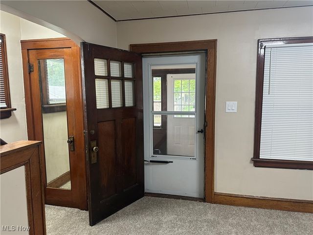 434 Hillwood Drive, Akron, OH 44320