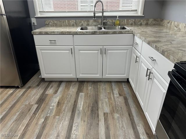 434 Hillwood Drive, Akron, OH 44320