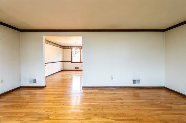 110 EDENBORO DRIVE, City Of Greensburg, PA 15601