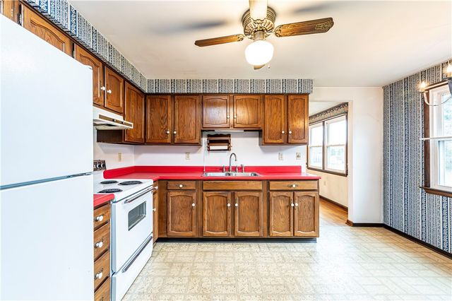 110 EDENBORO DRIVE, City Of Greensburg, PA 15601