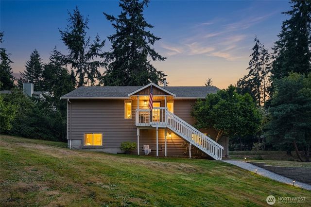937 Rowe Road, Camano Island, WA 98282
