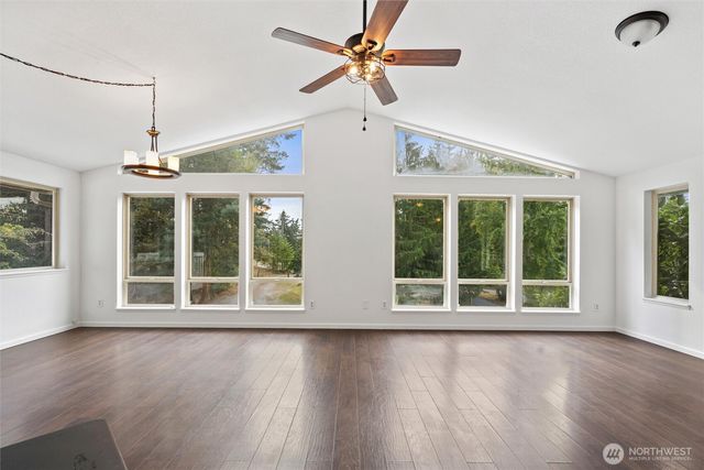 937 Rowe Road, Camano Island, WA 98282