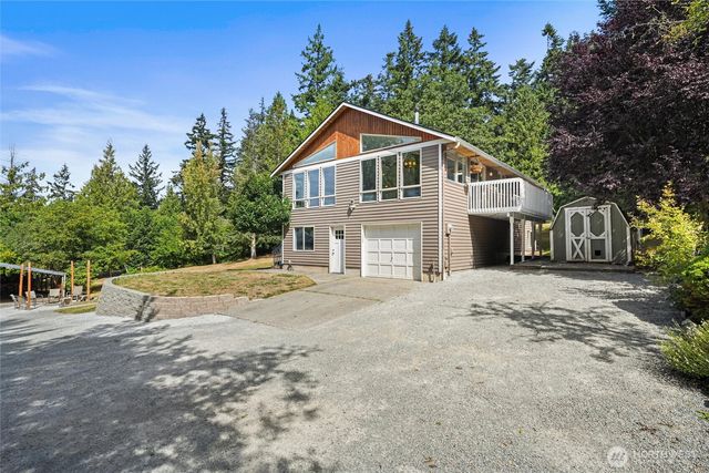 937 Rowe Road, Camano Island, WA 98282