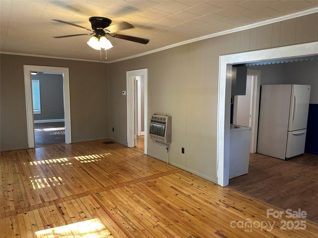 290 Old Hwy 10 Road W, Marion, NC 28752