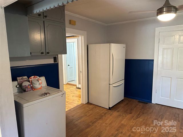 290 Old Hwy 10 Road W, Marion, NC 28752