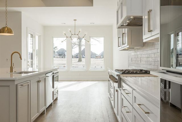 2008 Wiregrass Drive, Edmond, OK 73025