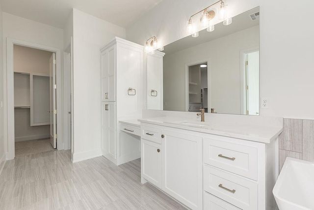 2008 Wiregrass Drive, Edmond, OK 73025