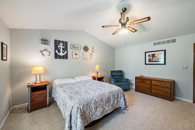 533 Smiley Avenue, Springdale, OH 45246