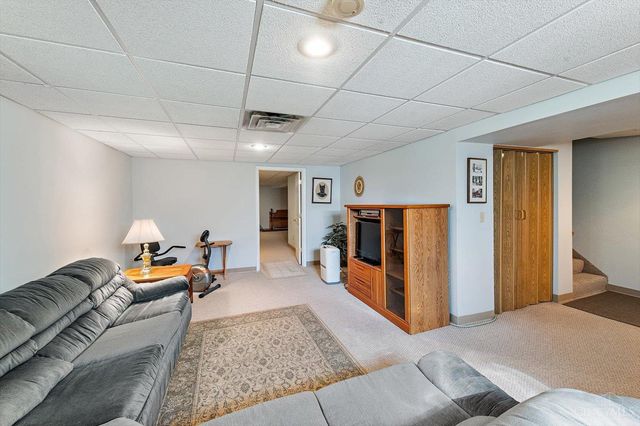 533 Smiley Avenue, Springdale, OH 45246
