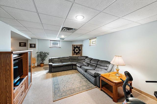 533 Smiley Avenue, Springdale, OH 45246