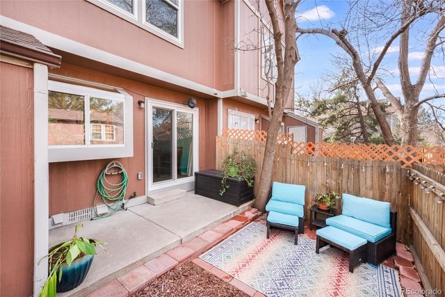 1237 S Flower Circle D, Lakewood, CO 80232