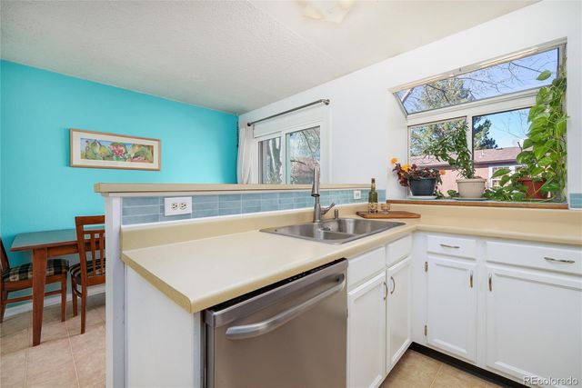 1237 S Flower Circle D, Lakewood, CO 80232