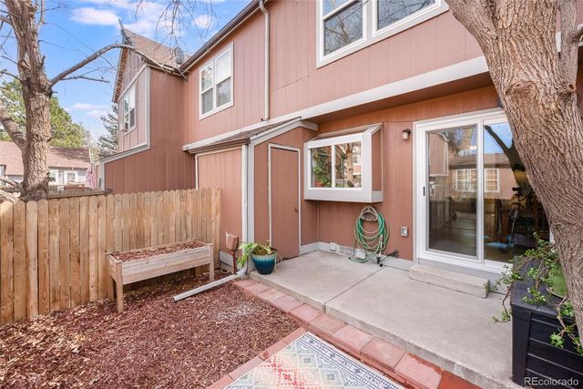 1237 S Flower Circle D, Lakewood, CO 80232