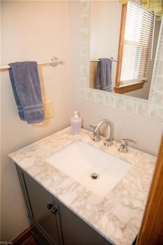 417 Granada DR, Chesapeake, VA 23322