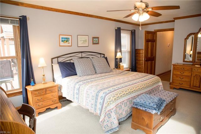 417 Granada DR, Chesapeake, VA 23322