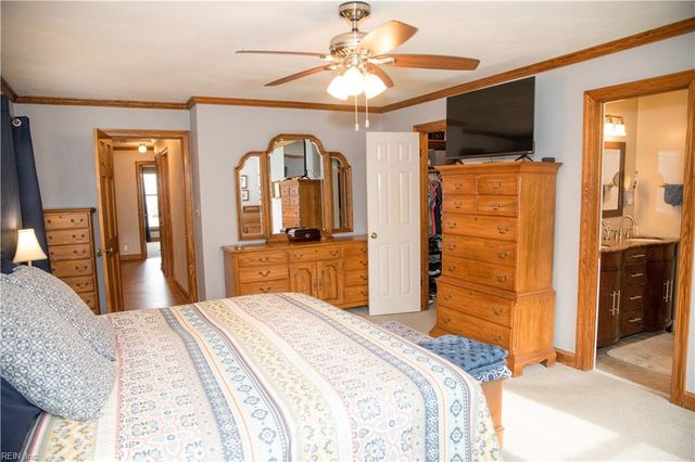 417 Granada DR, Chesapeake, VA 23322