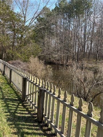 417 Granada DR, Chesapeake, VA 23322