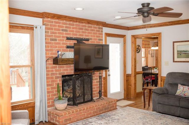 417 Granada DR, Chesapeake, VA 23322