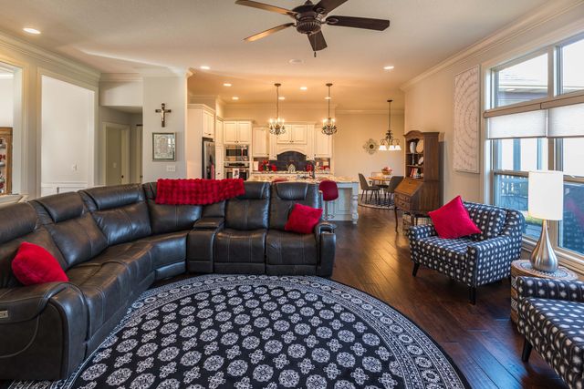 5800 MORNING STAR CT, Columbia, MO 65203