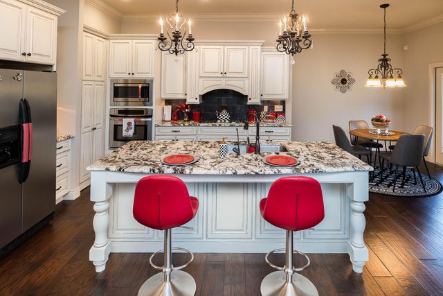 5800 MORNING STAR CT, Columbia, MO 65203