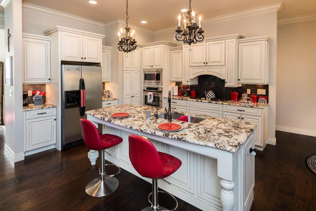 5800 MORNING STAR CT, Columbia, MO 65203